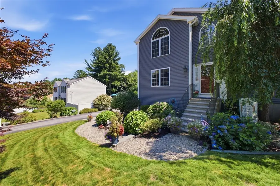 10 Fairfield Drive, Dudley, MA 01571 - #3