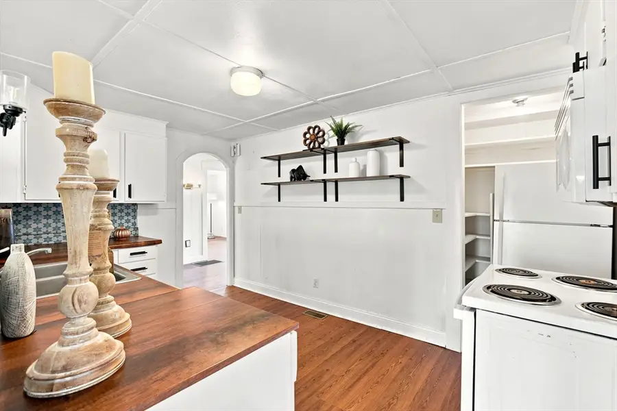 31 Perkins St, Quincy, MA 02169 - #3