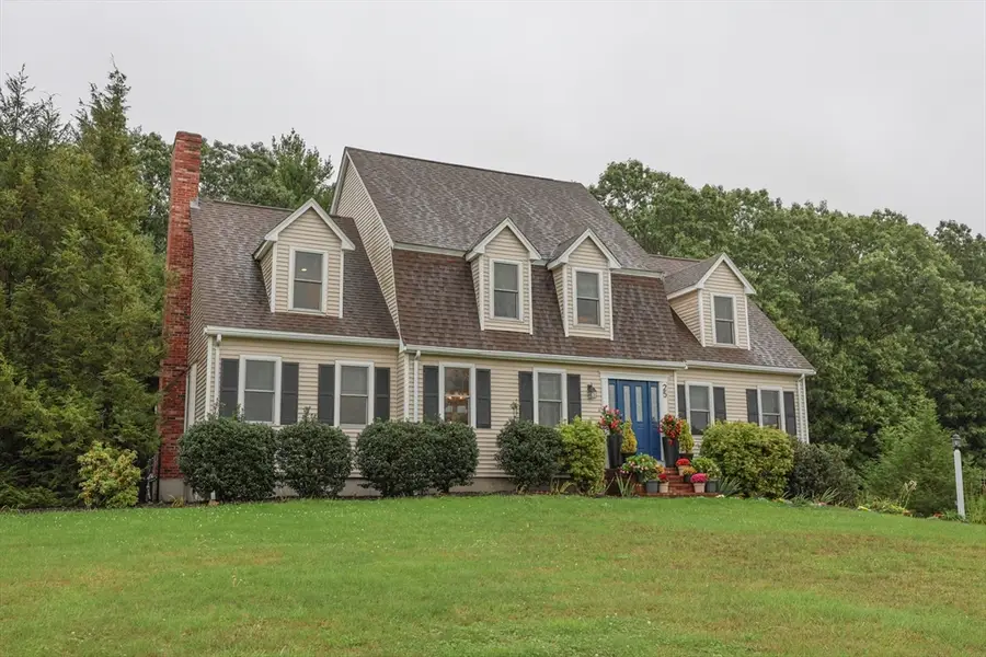 25 Autumn Rd, Wrentham, MA 02093 - #3