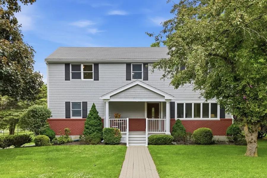 6 Hillcrest Rd, Bedford, MA 01730 - #2