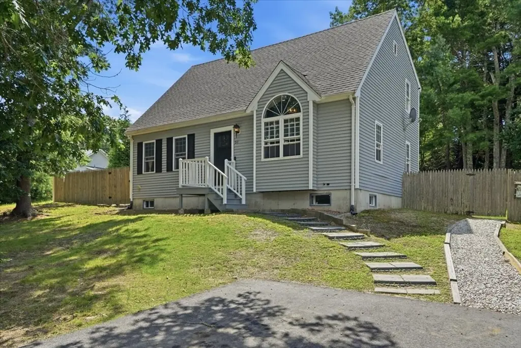 51 Avenue A St, Wareham, MA 02571 - #1
