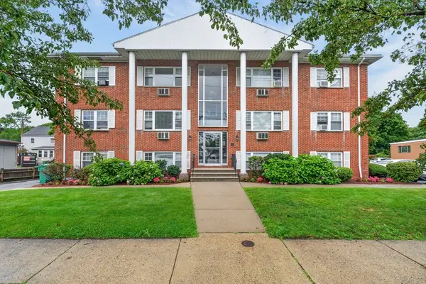 924 Main St #23, Woburn, MA 01801