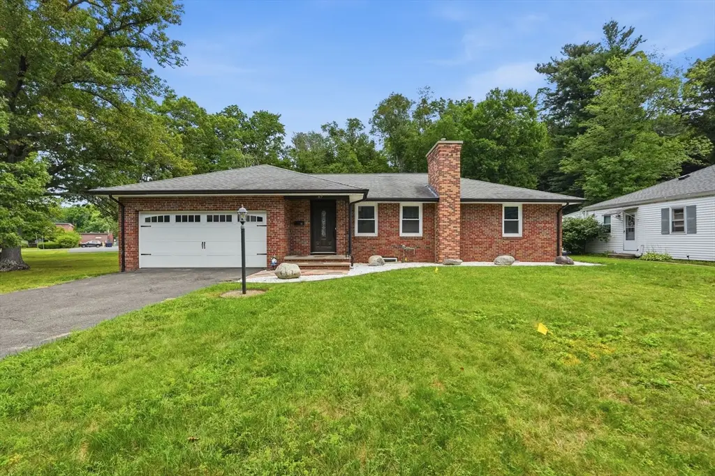 87 Laurel Rd, West Springfield, MA 01089 - #1