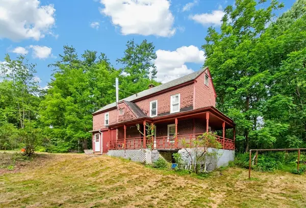 542-R Wanoosnoc Rd, Fitchburg, MA 01420