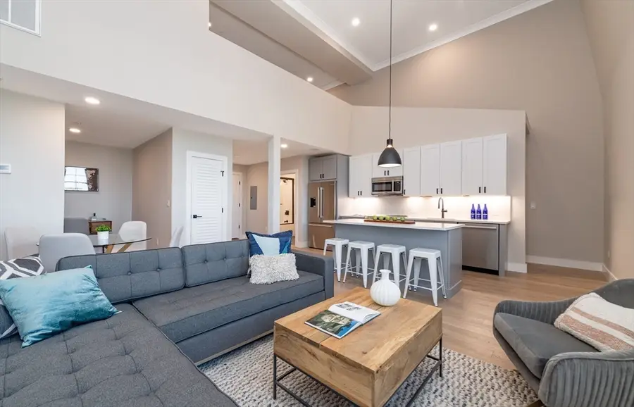 4 Franklin Street #401, Boston, MA 02134 - #2