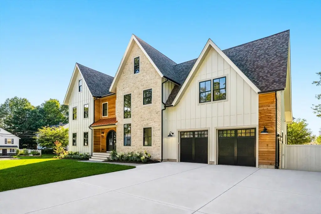 33 Harbor View Park, Milton, MA 02186 - #1