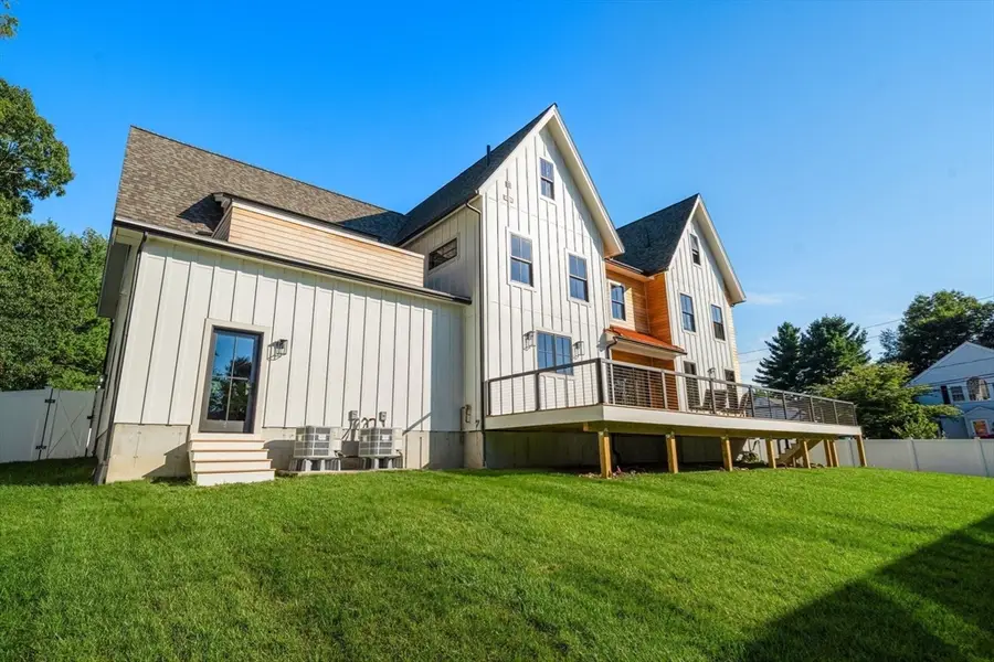 33 Harbor View Park, Milton, MA 02186 - #3