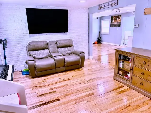 289 Burnham Rd, Lowell, MA 01852 - #2