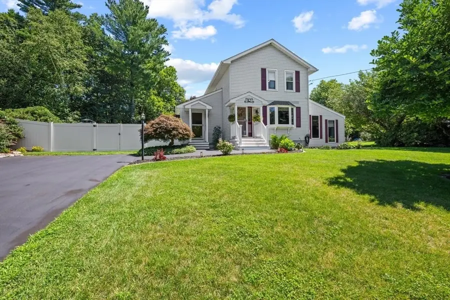 33 Scenic Ave, Webster, MA 01570 - #2