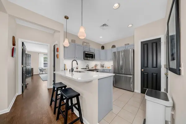 174 Haverhill St #314, Andover, MA 01810