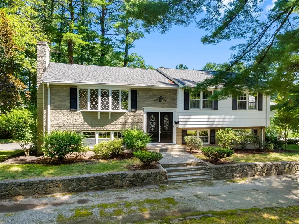 71 Colonial Dr, Reading, MA 01867 - #1
