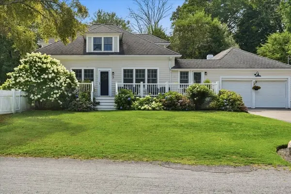 3 Gannett Pasture Ln, Scituate, MA 02066