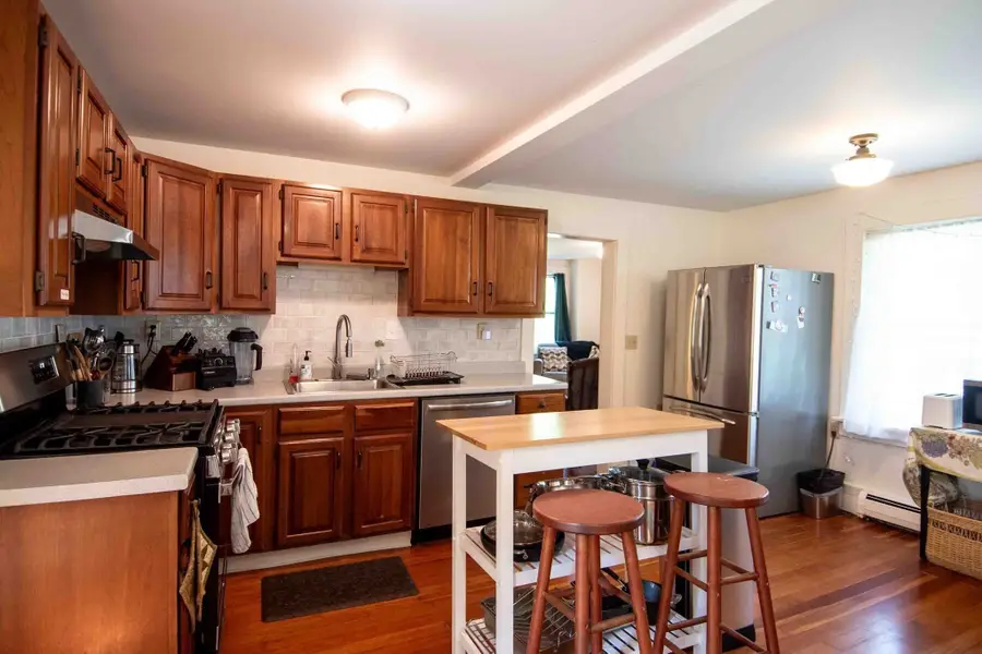2 Old Sunderland, Montague, MA 01351 - #3