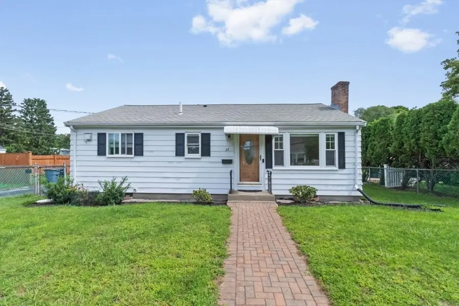 37 Kenmore Rd, Waltham, MA 02453 - #2