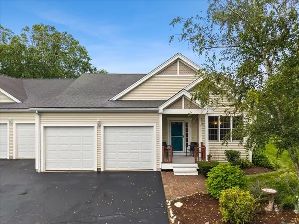 4 Chance Court #4, Carver, MA 02330