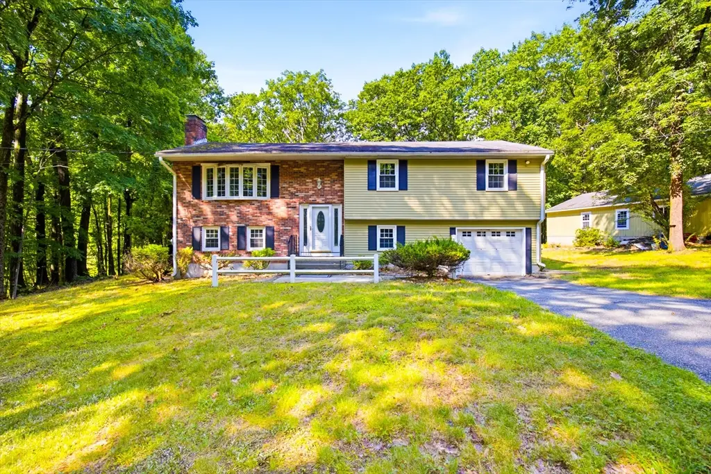 198 Hollis Rd, Lunenburg, MA 01462 - #1