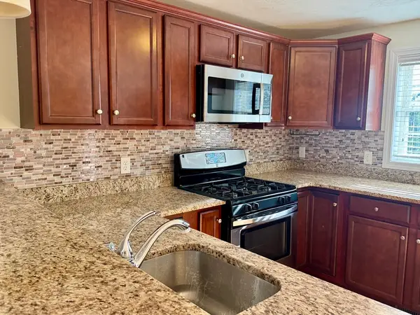 80 Rogers St #503, Lowell, MA 01852