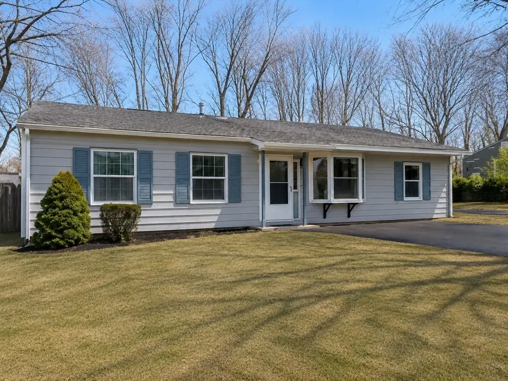 458 Beech St, Rockland, MA 02370 - #1