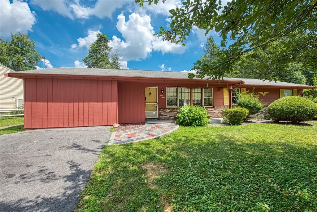 33 Upton St, Brockton, MA 02302 - #1