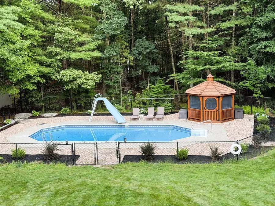 31 Green St, Northborough, MA 01532 - #3