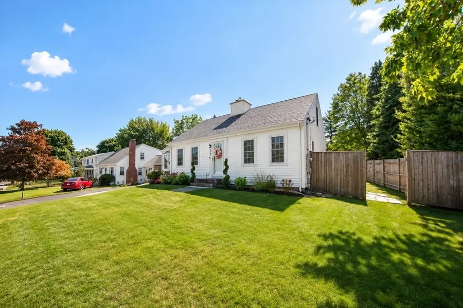 238 Liberty St, Braintree, MA 02184 - #3