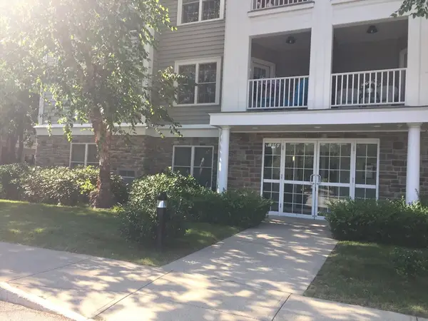1056 Victoria #A-13, New Bedford, MA 02745