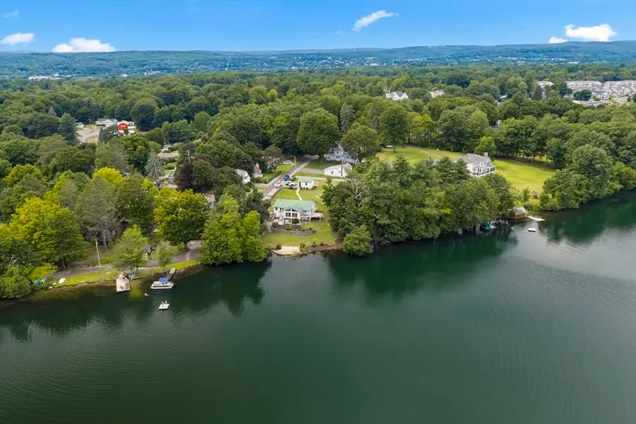 19 Crocker Ave, Lunenburg, MA 01462 - #3