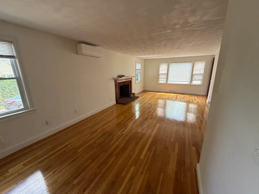266 Lowell St, Wilmington, MA 01887 - #2