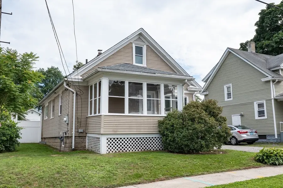 17 Bushwick Place, Springfield, MA 01109 - #2