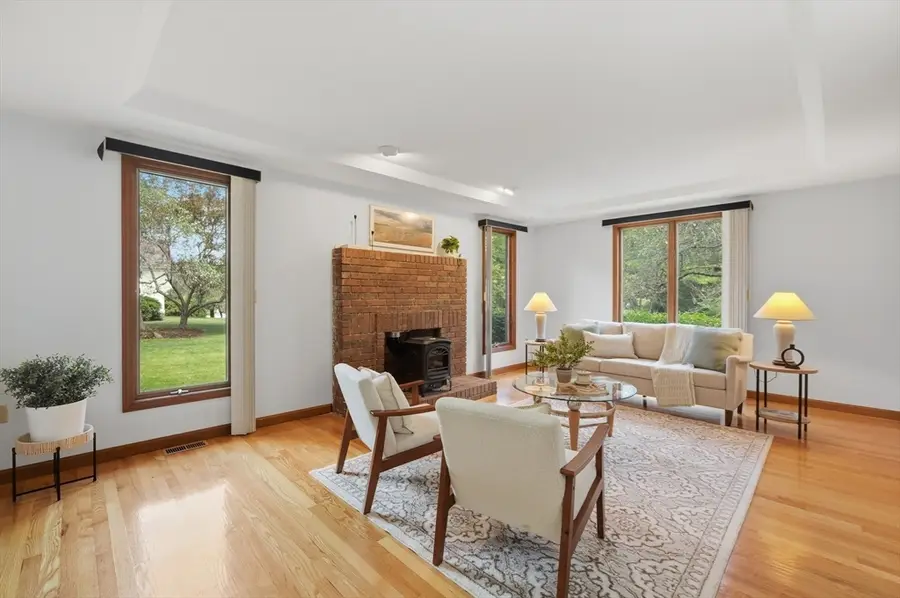 7 Miramar Dr, Pembroke, MA 02359 - #3