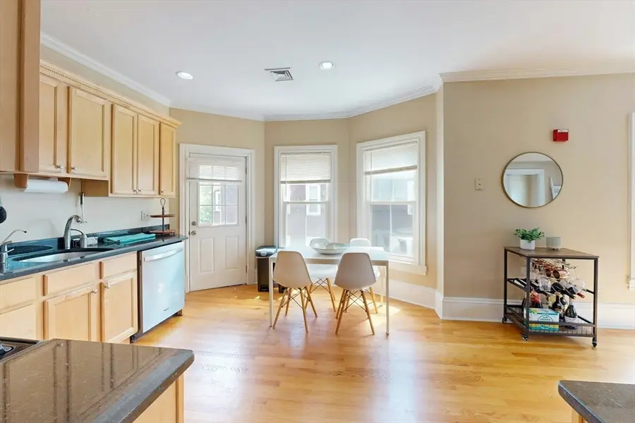 561 Broadway #A2, Somerville, MA 02145 - #2