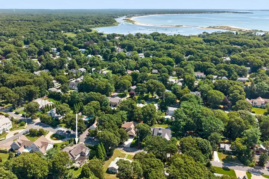 141 Hollingsworth Rd, Osterville, MA 02655 - #3