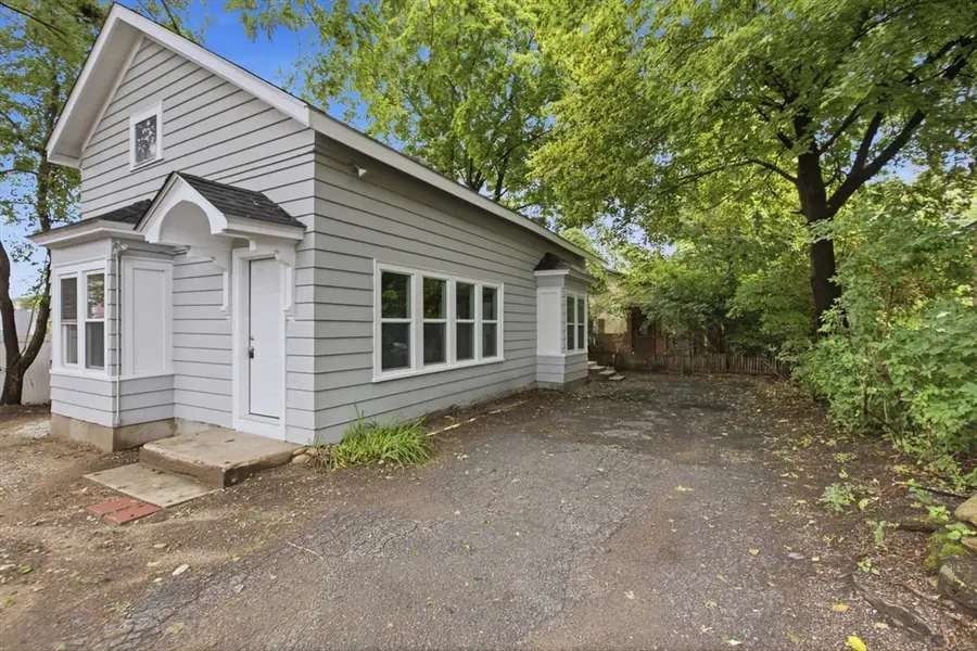 25 Redman Pl, Fitchburg, MA 01420 - #2