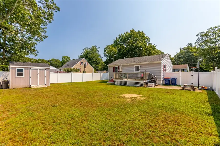 4 Standish Ave, White Island Shores, MA 02538 - #3