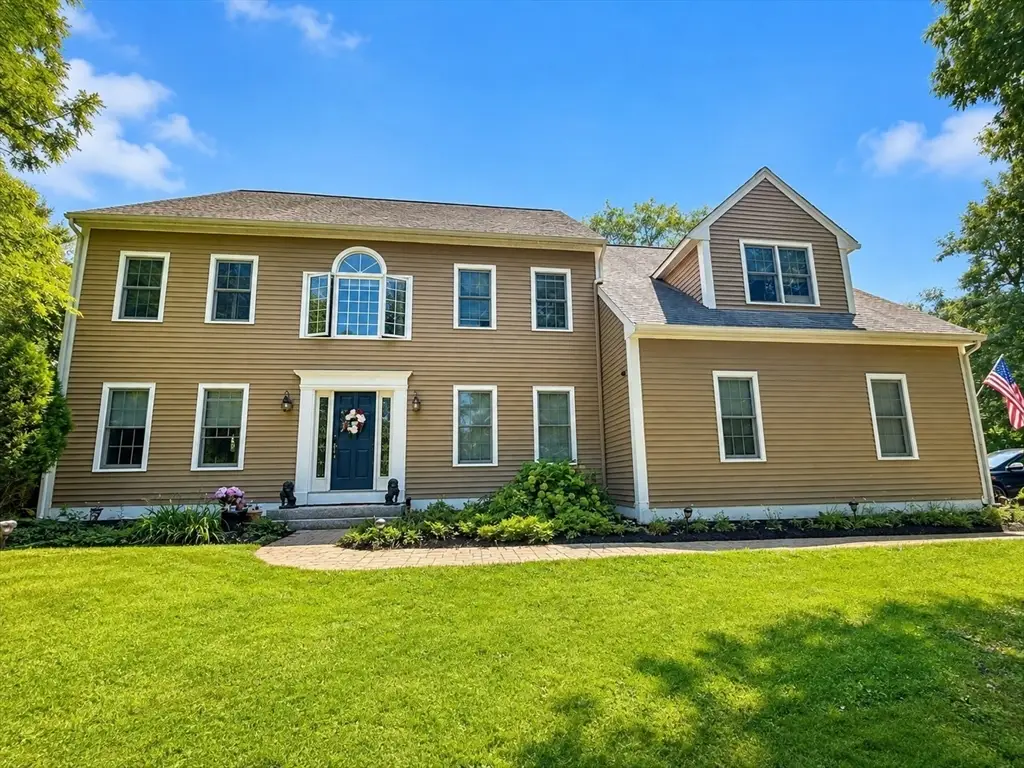 107 Mill St, Franklin, MA 02038 - #1