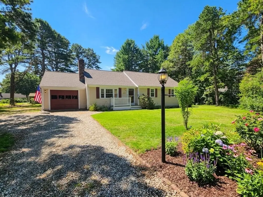 23 Prudence Ln, Cotuit, MA 02635 - #1