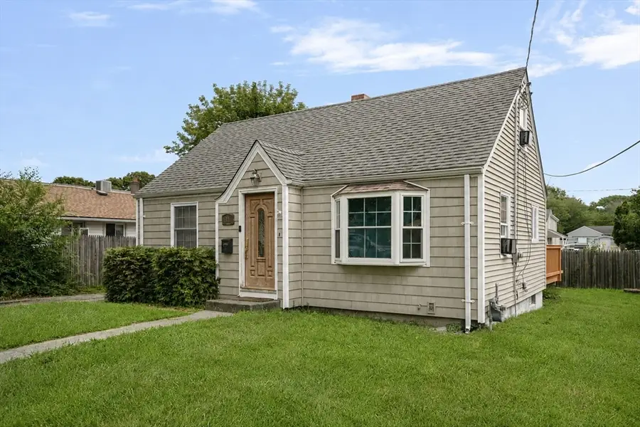 10 Sidney Ave, Swansea, MA 02777 - #2