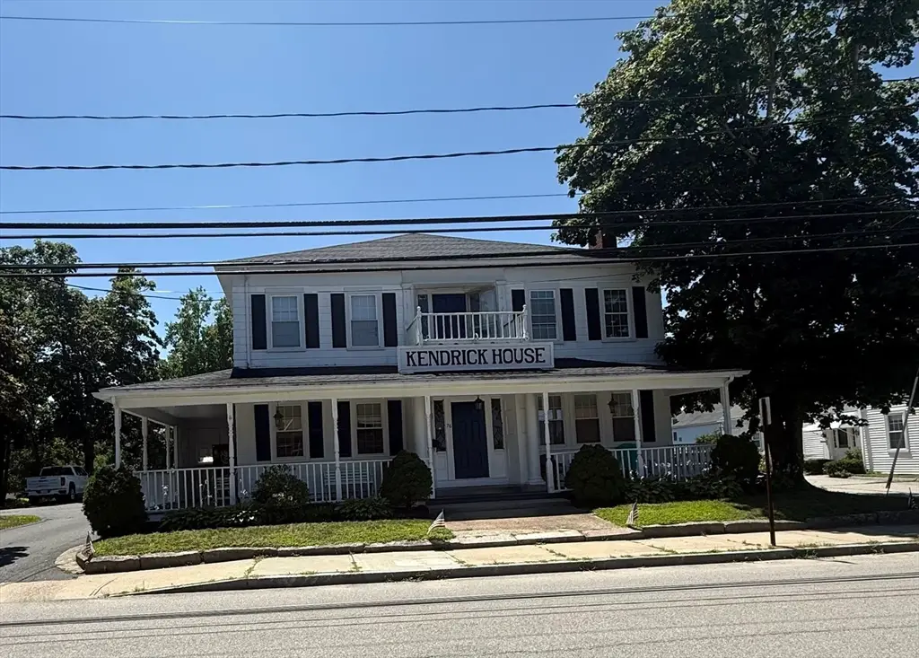 76 High St, Wareham, MA 02571 - #1