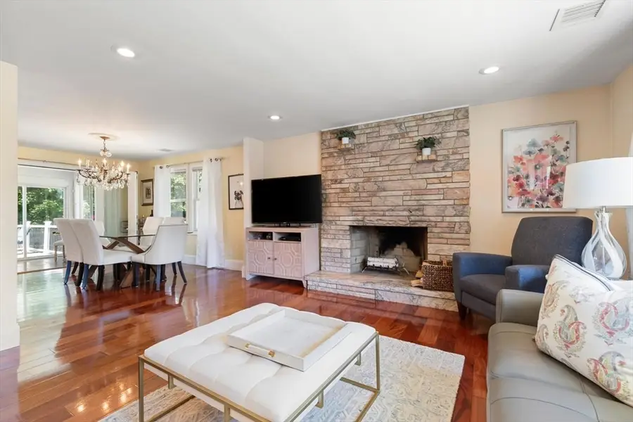 3 Gigante Dr, Stoneham, MA 02180 - #2