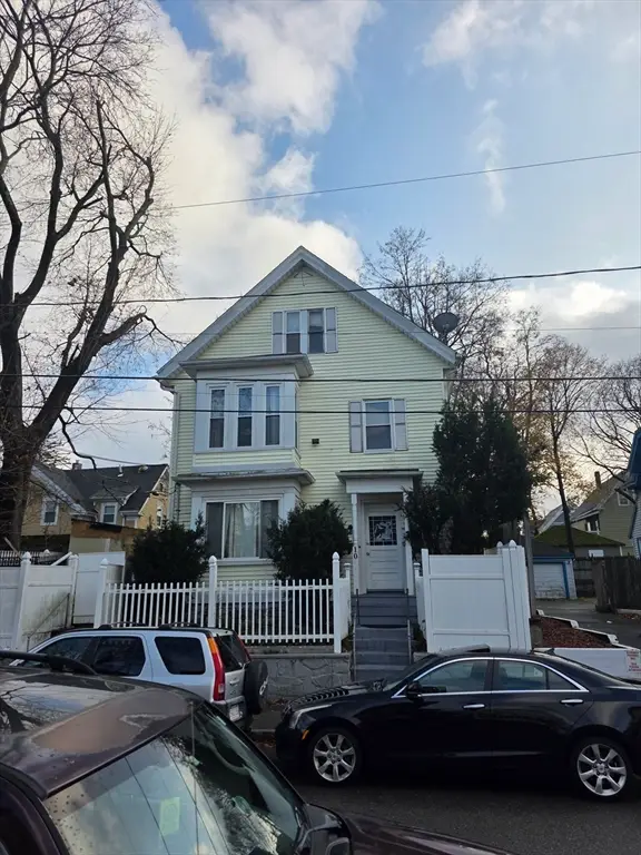 10 Brunswick St, Brockton, MA 02301