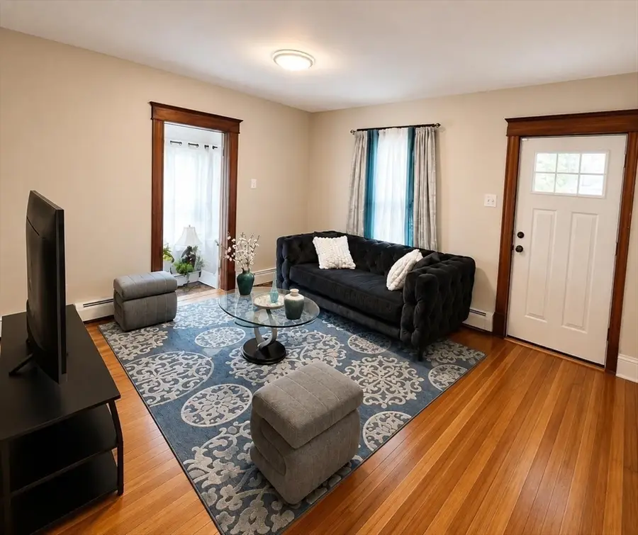 130 Center St, Ludlow, MA 01056 - #3