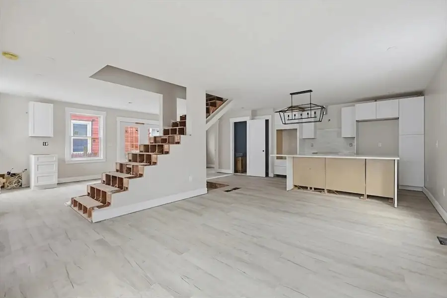 22-24 Fountain Avenue, Somerville, MA 02145 - #2