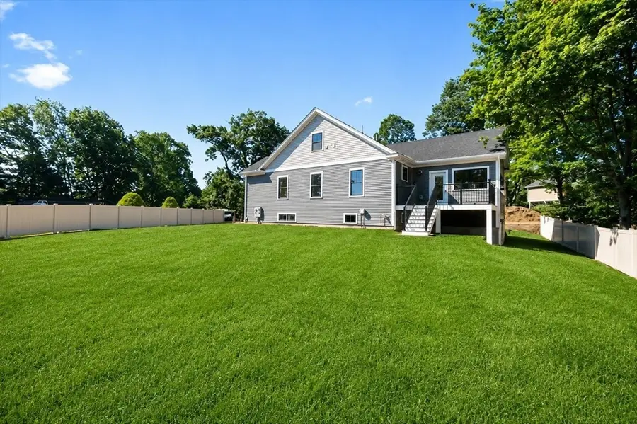 77 Farm St., Wakefield, MA 01880 - #2