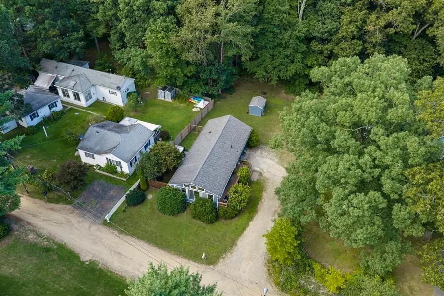 8 Shore Dr., Holland, MA 01521 - #3