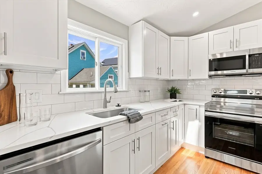 25 Leland St, Malden, MA 02148 - #3
