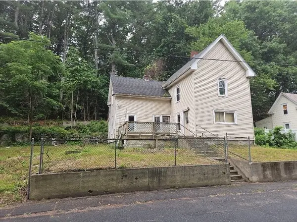18 Keyes Street, Belchertown, MA 01007