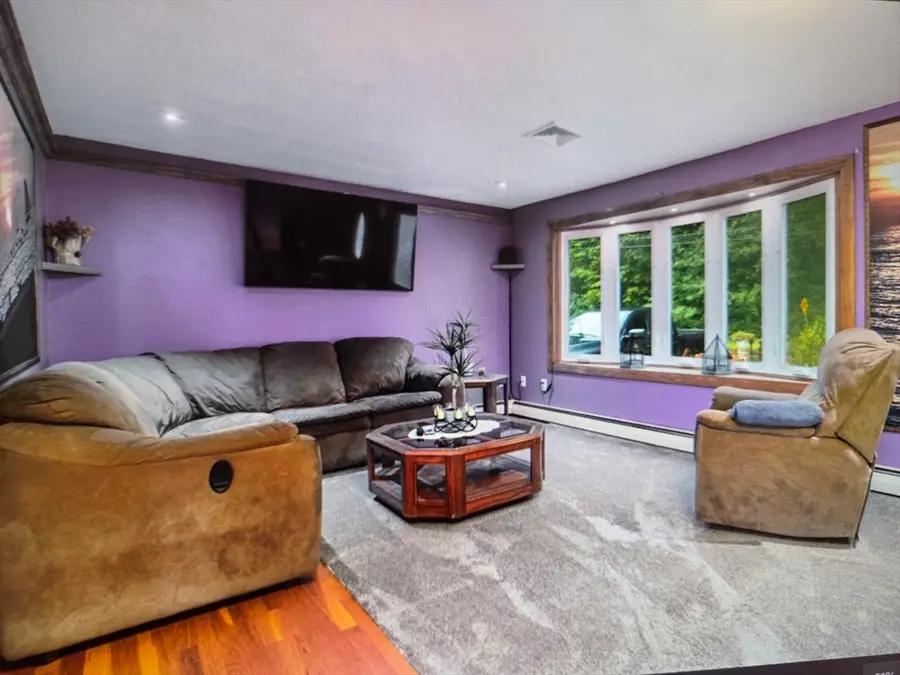 54 Lancaster Rd, Clinton, MA 01510 - #3