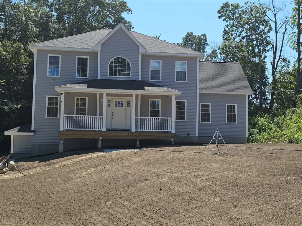 1 Old Fall River Rd, Dartmouth, MA 02747 - #1