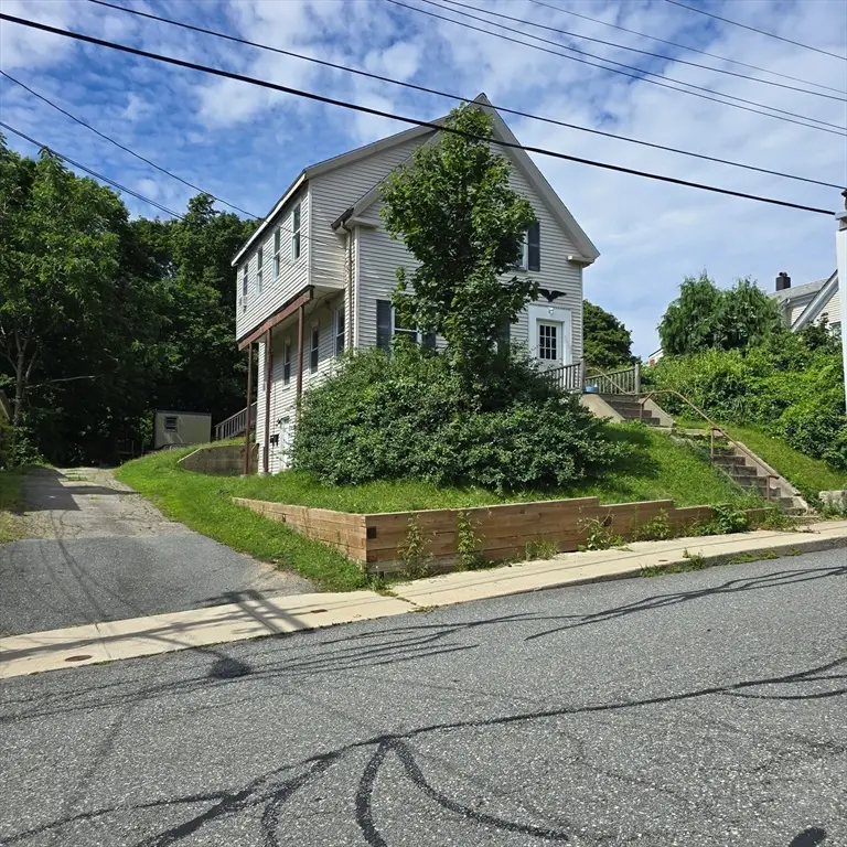 43 Mayflower St, Plymouth, MA 02360 - #1