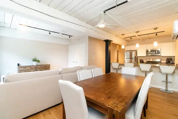 55 Sterling St #205, Clinton, MA 01510